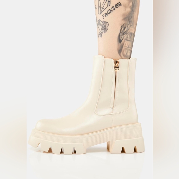 Beige Myles Chelsea Boots - Simmi x Dolls Kill - Picture 6 of 6